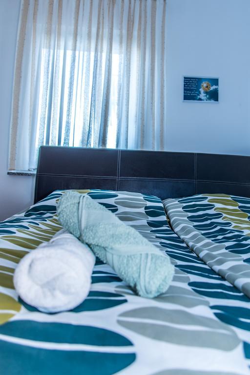 Apartment Flores Ösek Dış mekan fotoğraf