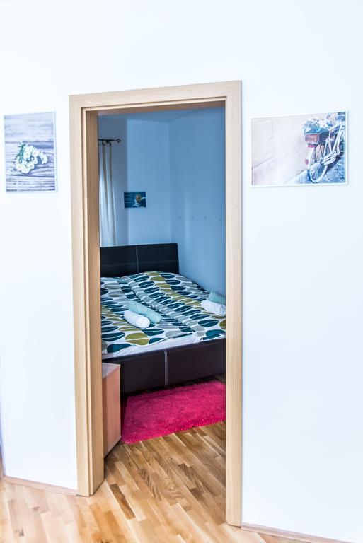 Apartment Flores Ösek Dış mekan fotoğraf