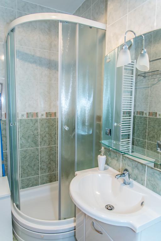 Apartment Flores Ösek Dış mekan fotoğraf