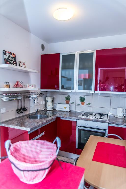 Apartment Flores Ösek Dış mekan fotoğraf